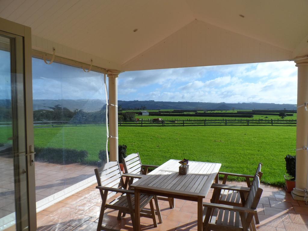 Country House B&B Waimate North Exteriör bild
