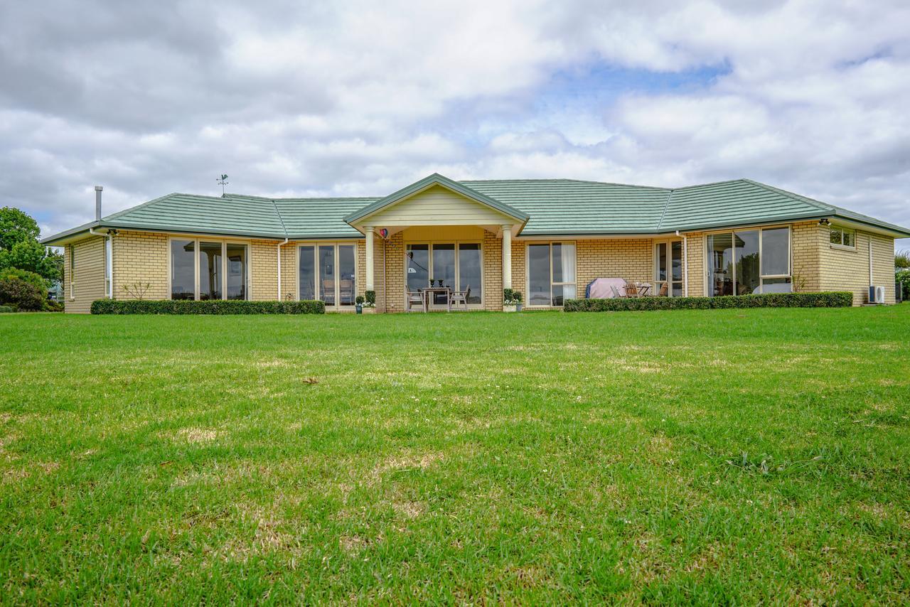 Country House B&B Waimate North Exteriör bild
